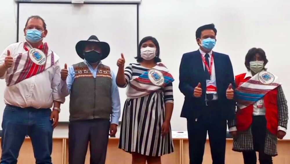 Arequipa: ministra Betssy Chávez ofrece 3 mil empleos mediante Trabaja Perú