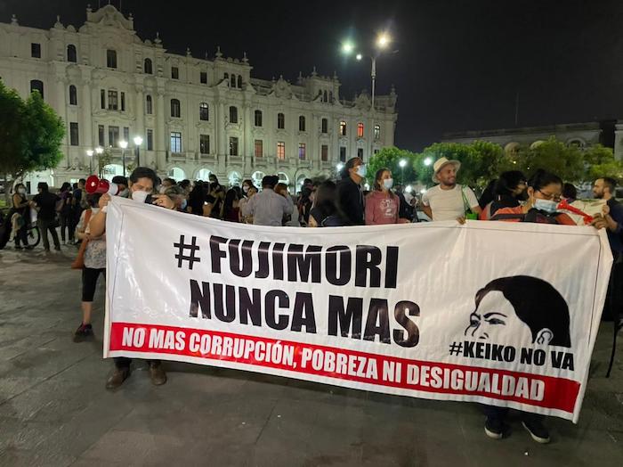 Marchas contra indulto a expresidente Fujimori en diversas ciudades (VIDEO)