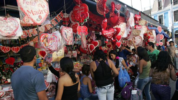 Día de la Madre: comerciantes del mercado San Camilo ofrecen regalos desde S/ 2