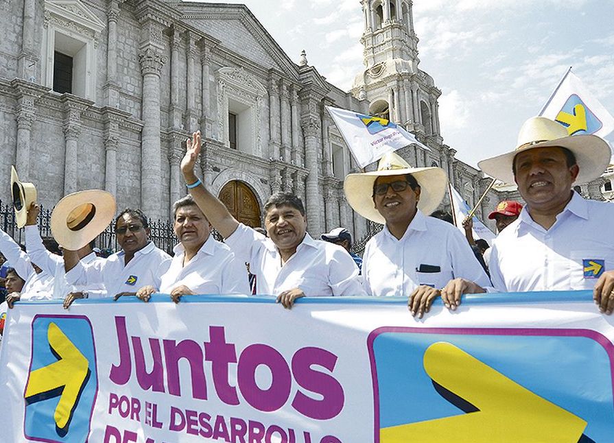 Hermano de Víctor Hugo Rivera inició disputa por logotipo del movimiento de la flecha