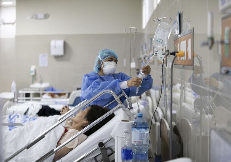 Arequipa: 6 fallecidos en un día y cifra de hospitalizados por covid-19 se triplica