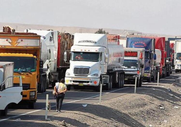 Arequipa: 8 mil trasportistas confirman participarán en paro del lunes 18 