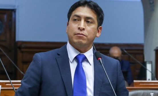 Comisión de Ética: Declaran procedente denuncia contra Freddy Díaz por presunta violación sexual