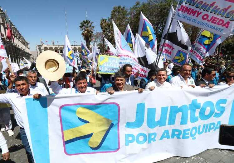 Candidatos de Juntos por el Desarrollo de Arequipa denuncian guerra sucia por 23 tachas