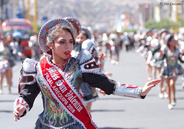 Alcalde de Arequipa sobre festejos por aniversario: "Hasta el momento va el corso"