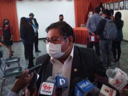 Arequipa: Christian Nova se defiende sobre bonos irregulares y espera respuesta del MEF