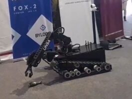 Arequipa: primer robot desactivador de explosivos desarrollado en Perú es presentado Perumin