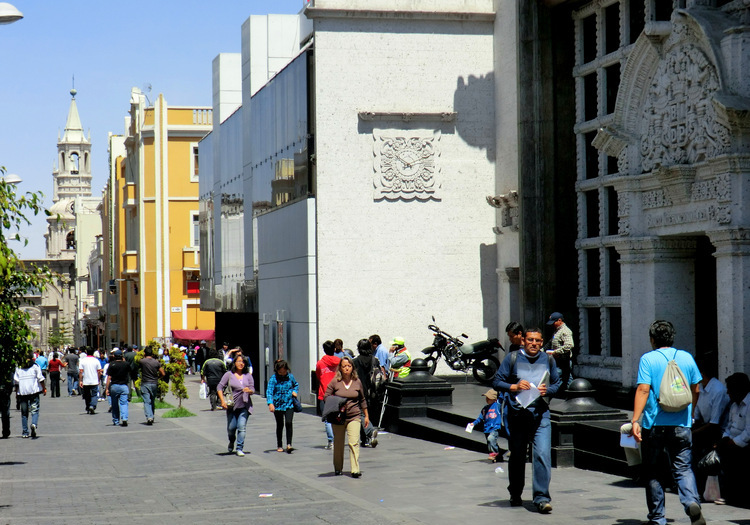 Arequipa: solo un 6% aprueba la gestión del GRA y 12% en el caso de la MPA