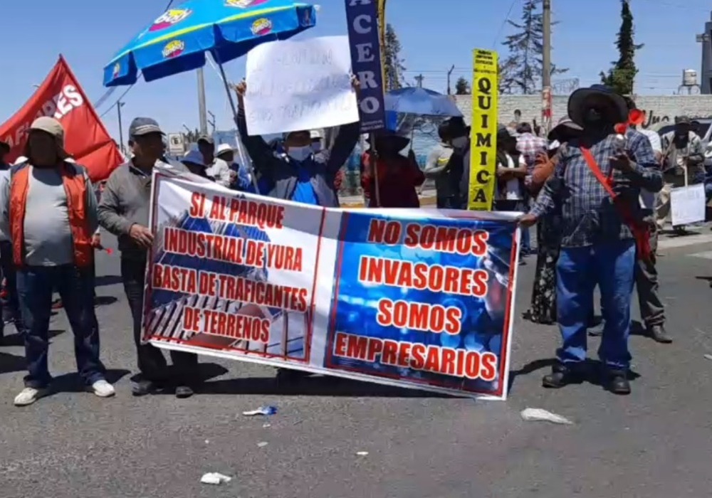 Arequipa: empresarios textiles advierten tomar terrenos para construir Parque Industrial ante negativa del GRA