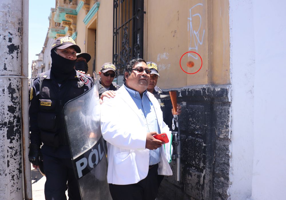 Arequipa: deficiente interpelación del Consejo Regional no aprobó censura contra Christian Nova