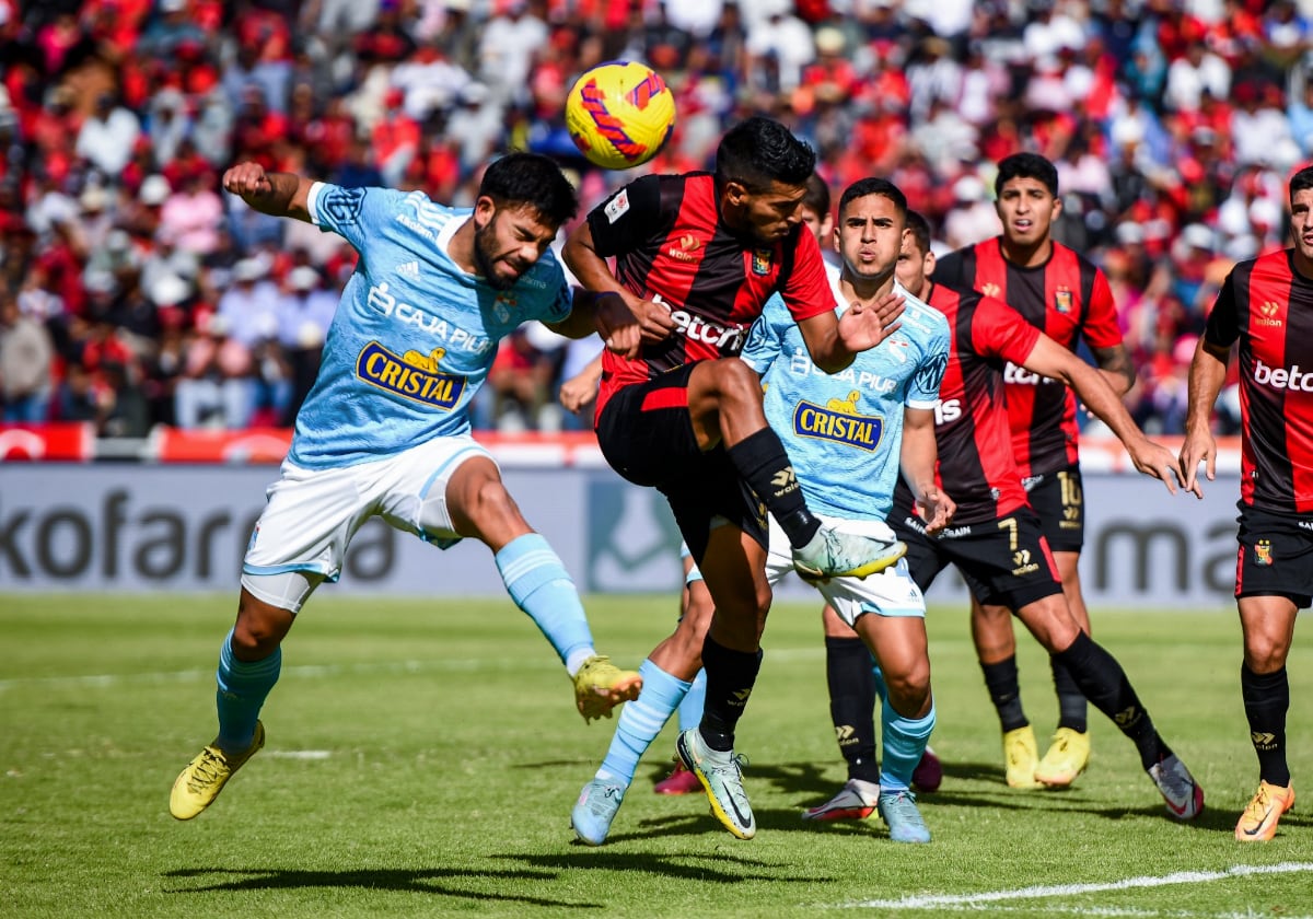 ¡El León Rugió En Lima! FBC Melgar Superó A Sporting Cristal Y ...