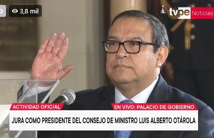 Juramentó Luis Otárola Peñaranda como el segundo presidente del Consejo de ministros del gobierno