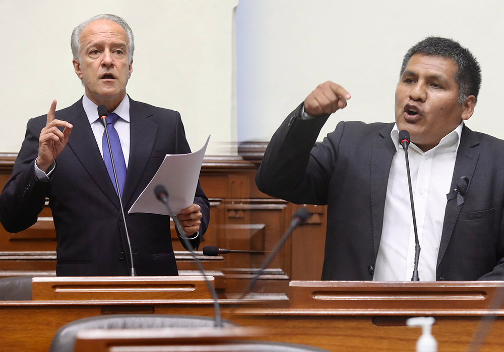 Jaime Quito presentó un dictamen para que además de adelanto de elecciones se realice un referéndum para llamar a una Asamblea Constituyente.