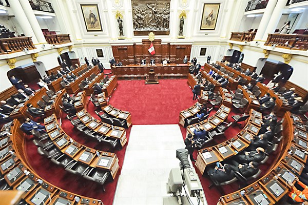 Todos los congresistas de Arequipa votaron en contra del adelanto de elecciones