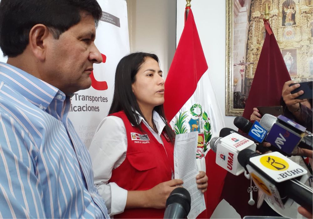 Arequipa: ministra de transporte y comunicaciones mantuvo actitud evasiva durante visita en la región
