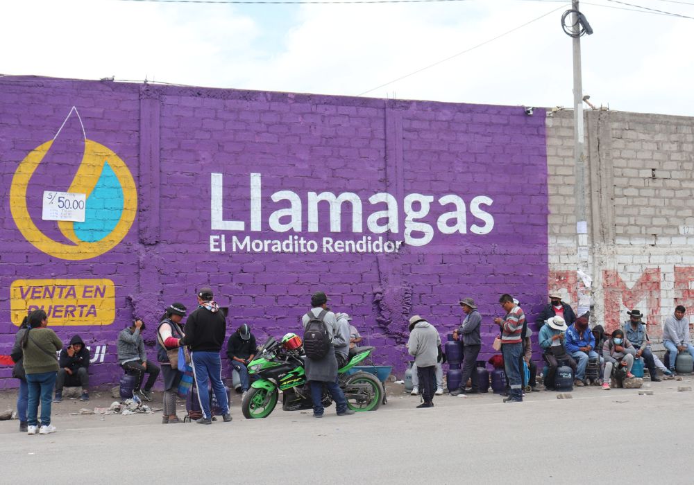 Arequipa: precio de balón de gas sube en la ciudad y se registran largas colas
