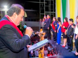 gobernador regional alcalde juramentación por dios y por la plata ica cusco