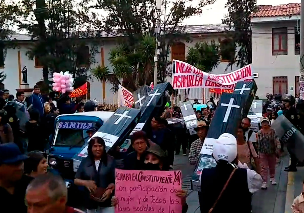 protestas en regiones ica ayacucho arequipa cusco puno ica dina boluarte