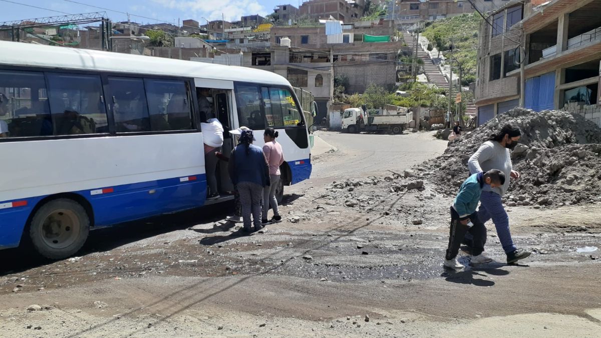 Arequipa: a una semana de huaico, Pozo Negro continúa con barro y desagües colapsados (VIDEO y FOTOS)