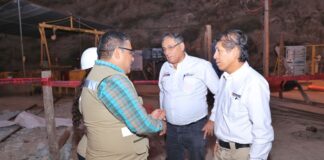 Ministro de Energía y Minas supervisa mina Yanaquihua