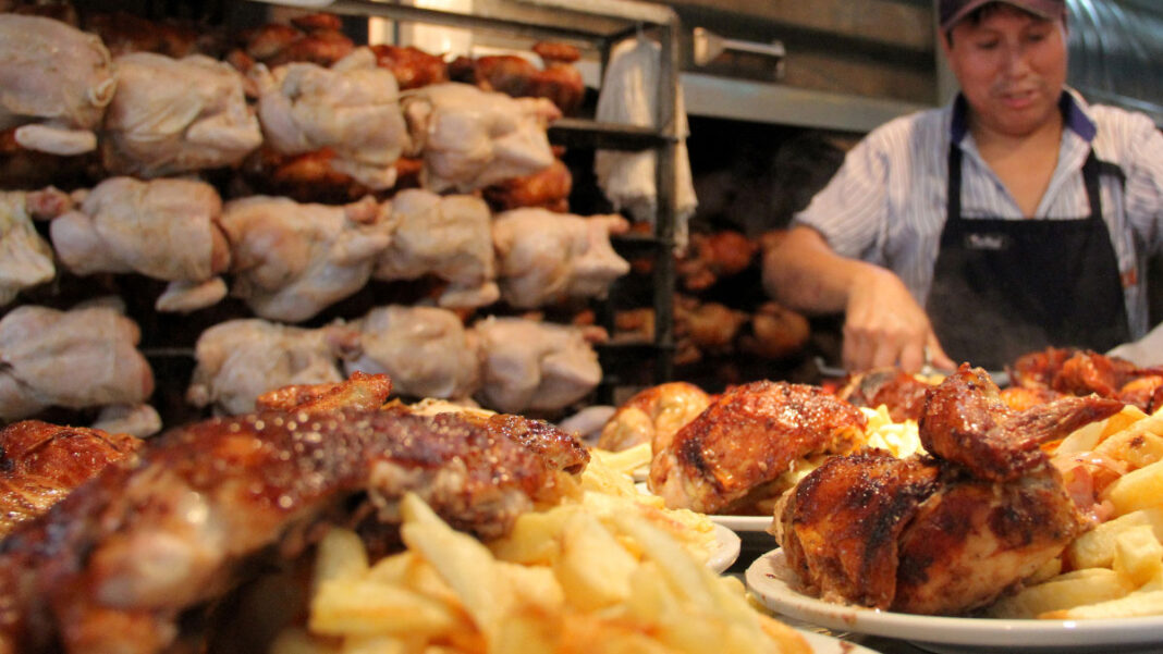 pollo a la brasa taste atlas mejor plato cuánto consumen los peruanos patrimonio historia origen