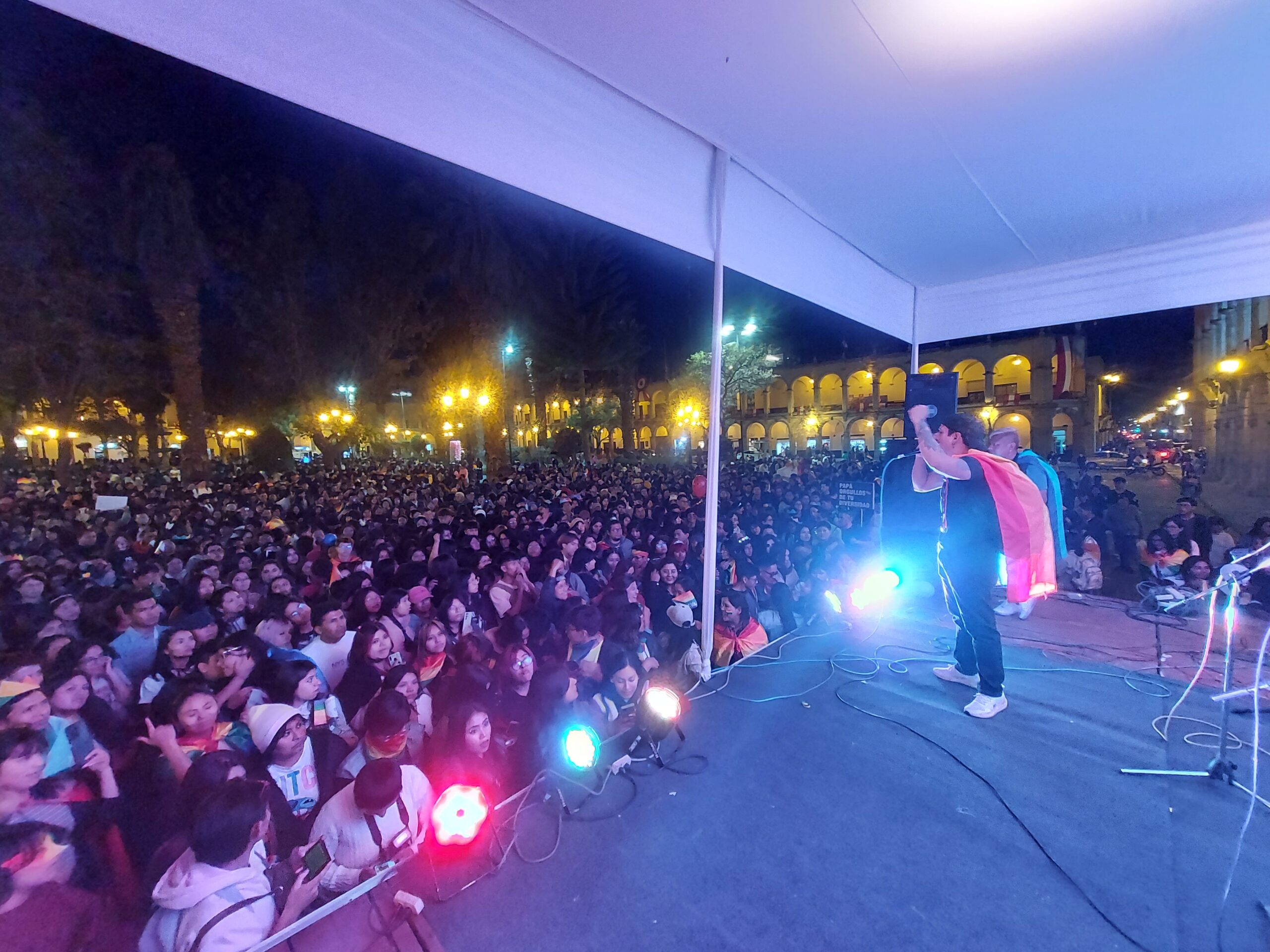 Color Y Alegr A As Se Vivi La Multitudinaria Marcha Del Orgullo Lgtb En Arequipa