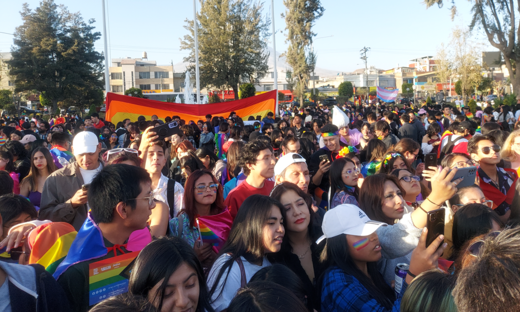 Color Y Alegría Así Se Vivió La Multitudinaria Marcha Del Orgullo Lgtb 2023 En Arequipa