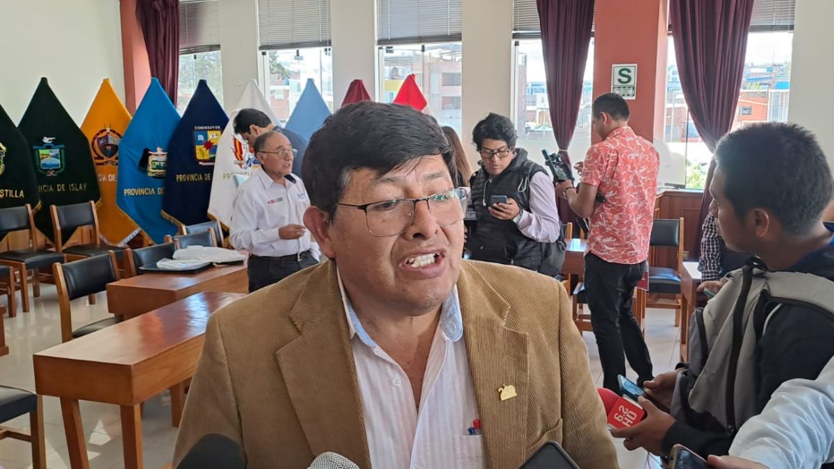 Arequipa: gobernador retira confianza a gerente de Autodema por tema Majes Siguas II