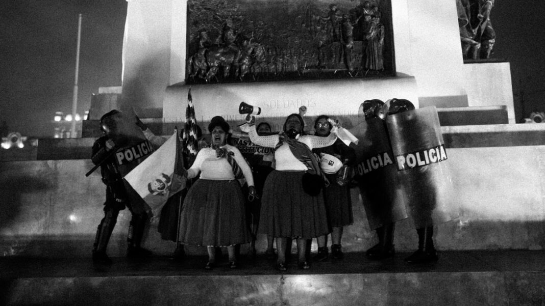 estragos de la represión mujeres aimaras aymaras protestas perú 27 de julio 22 de julio 28 29 dina boluarte plaza san martín puno collao
