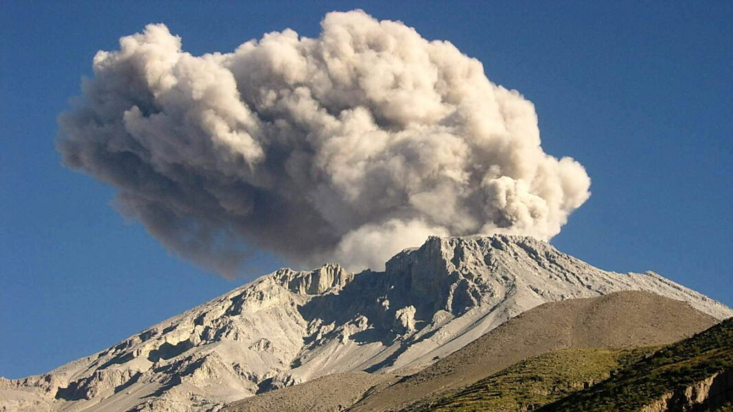 Volcán Ubinas, Arequipa