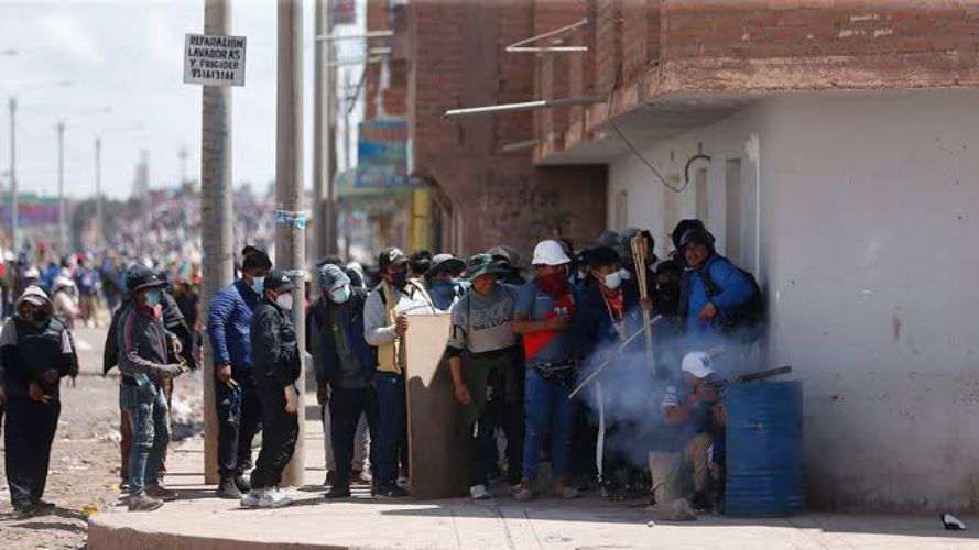 Ejército se niega a entregar el plan de operaciones para controlar protestas en Puno y Arequipa