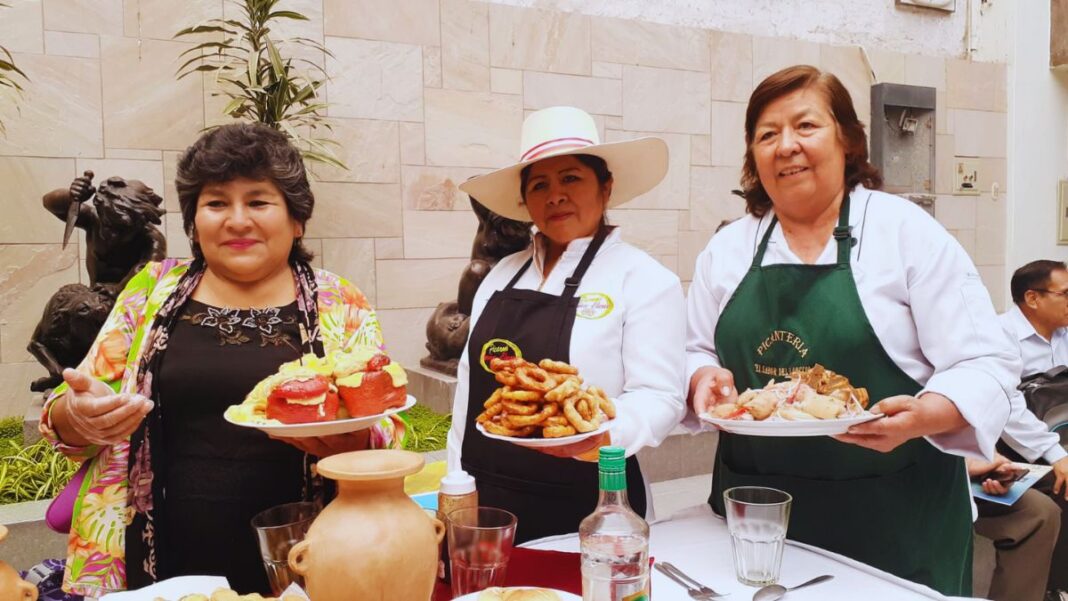 más de 50 stands de comida y música en festival 'Sabores de Mi Tierra' 