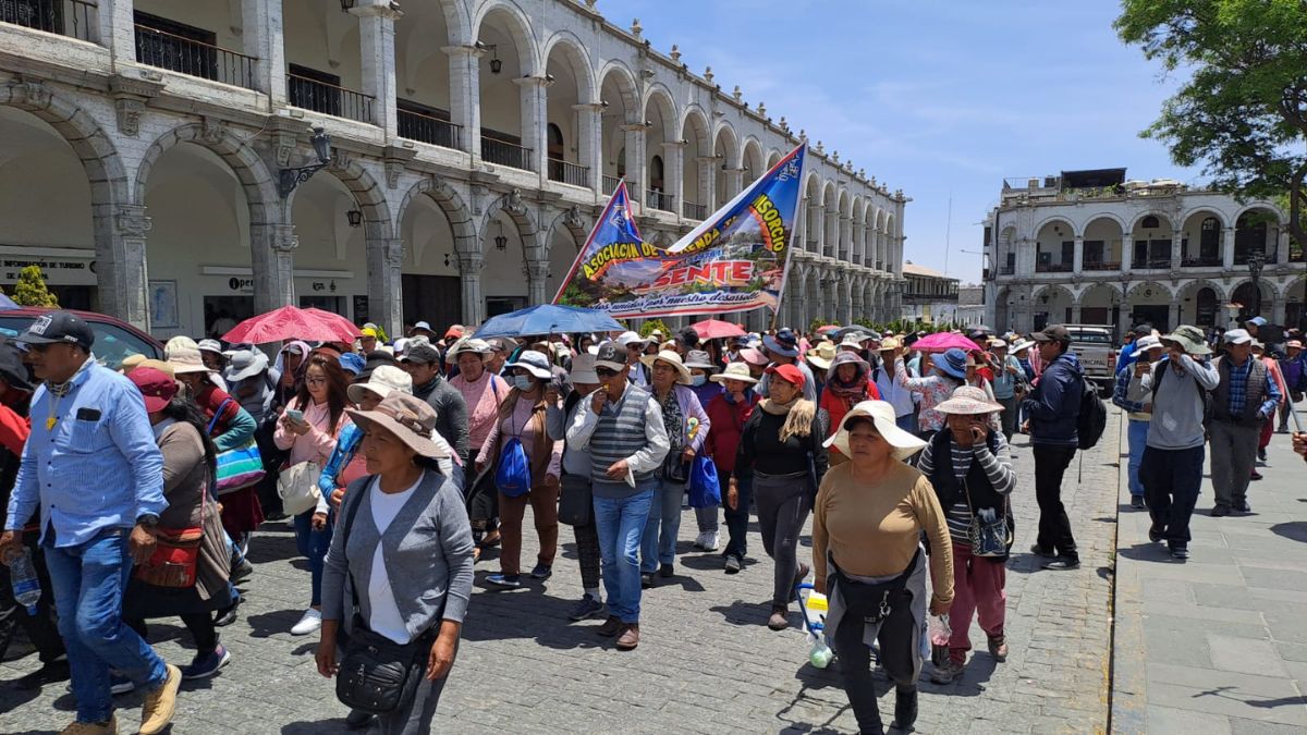 Protestas en Arequipa: marchas en varios sectores contra gobierno de Dina Boluarte