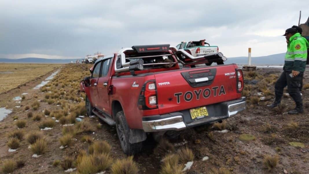 pnp-carreteras-accidente-imata-caylloma-via-arequipa-puno-diciembre-2023