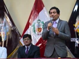 Gobernador de Arequipa designa a Abraham Rodríguez Rivas como nuevo gerente regional de Salud