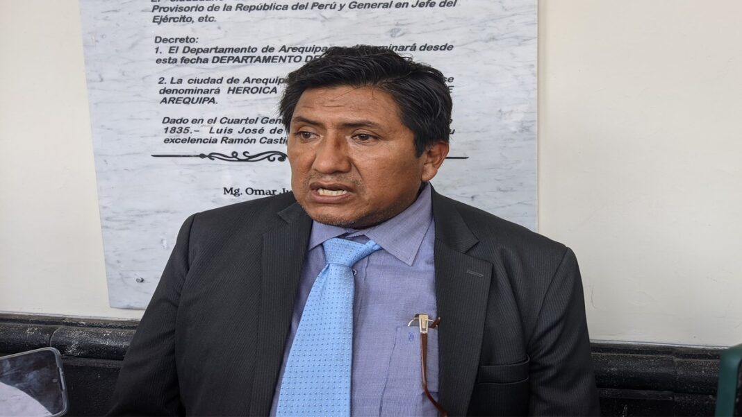 El alcalde Roberto Soto pide que se declare estado de emergencia y se retrase el inicio de clases en la provincia de Caravelí