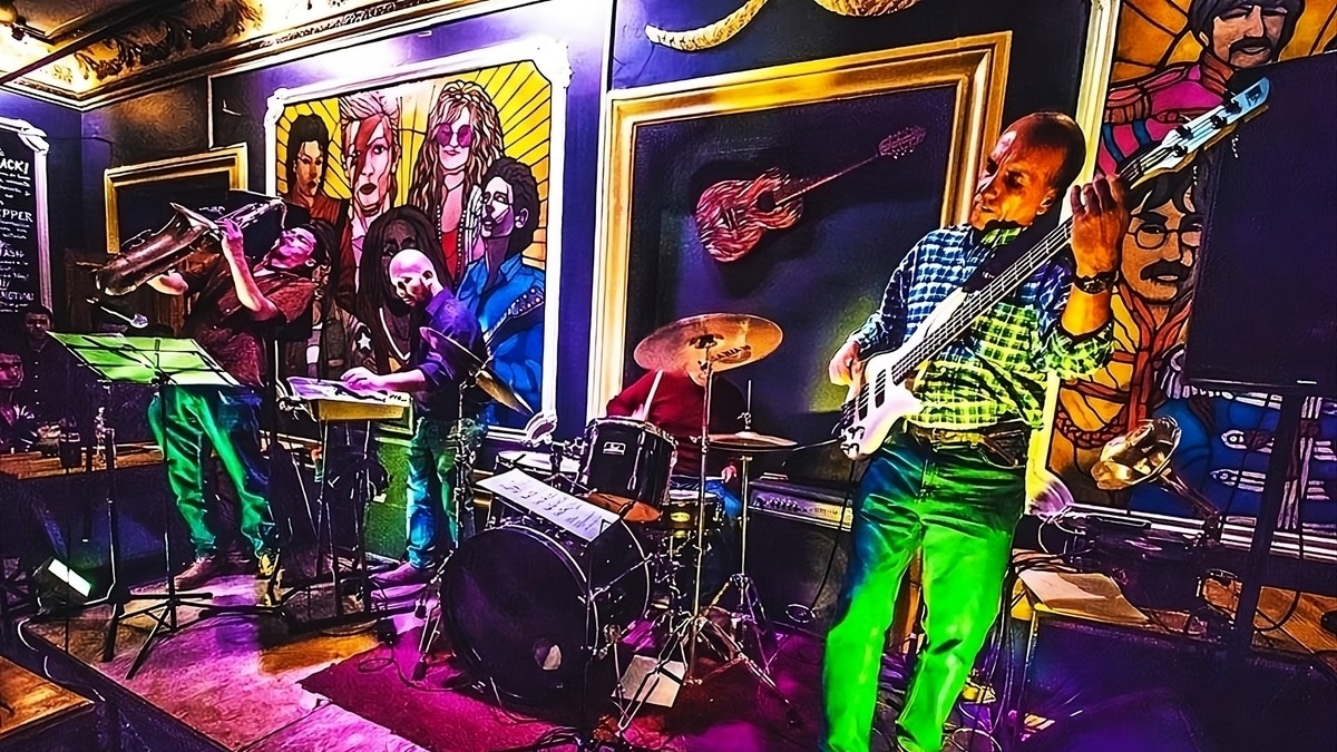 Four For Jazz, Arequipa