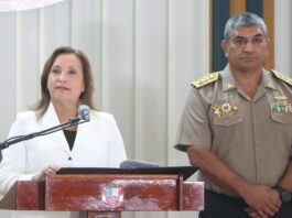 Jefe de la PNP destaca labor de Dina Boluartey la llama “la primera mujer policía” (VIDEO)