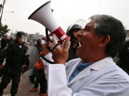 Arequipa, EsSalud, huelga nacional