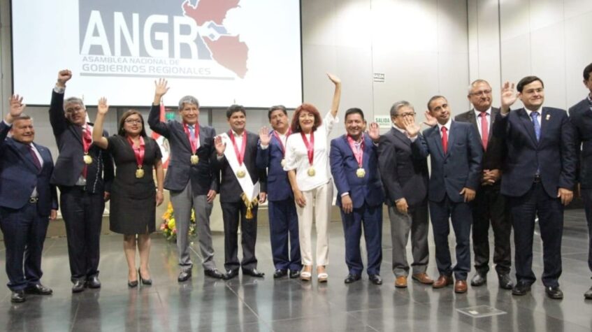 perú gobernadores regionales angr reclamos dina boluarte mef
