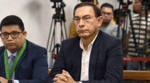 Vigilia de Martín Vizcarra en Arequipa