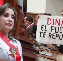 Legisladores rechazan sanción por protestar y advierten que el país se encamina a un régimen autoritario.