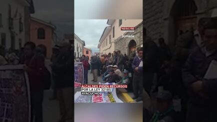 Ayacucho: Alcaldes de centros poblados continúan protestando y pidiendo a Oscorima que les dé la car (VIDEO)