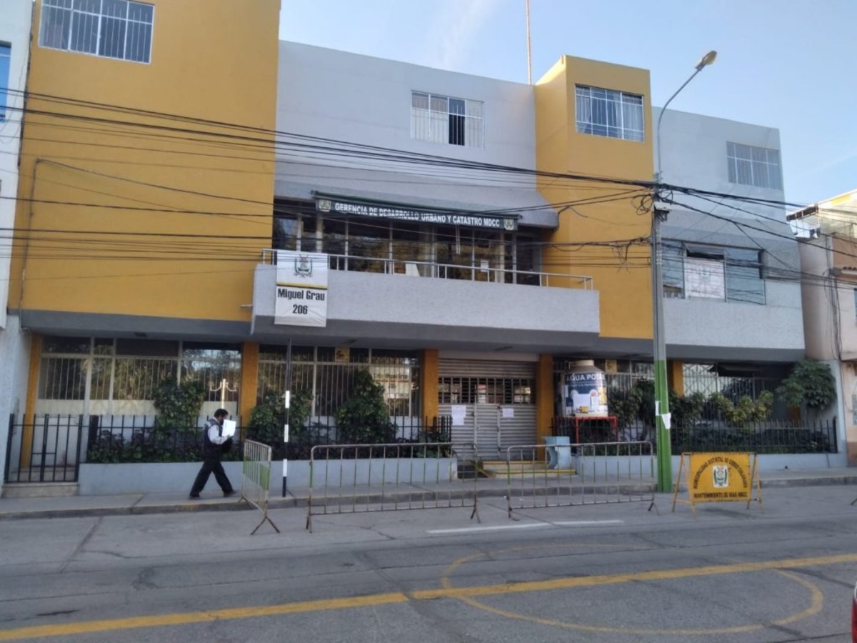 Contraloría detecta irregularidades por posible nepotismo en contrataciones de Municipalidad de Cerro Colorado