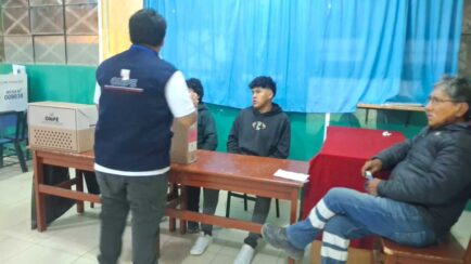 Elecciones 2026: primera mesa en Arequipa quedó lista a las 4:45 de la mañana