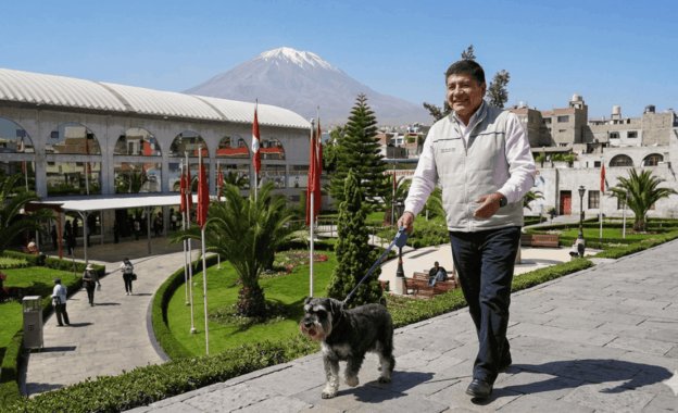 Arequipa, Víctor Hugo Rivera